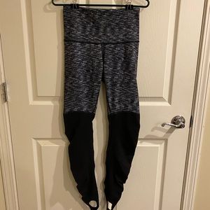 Lululemon leggings size 8